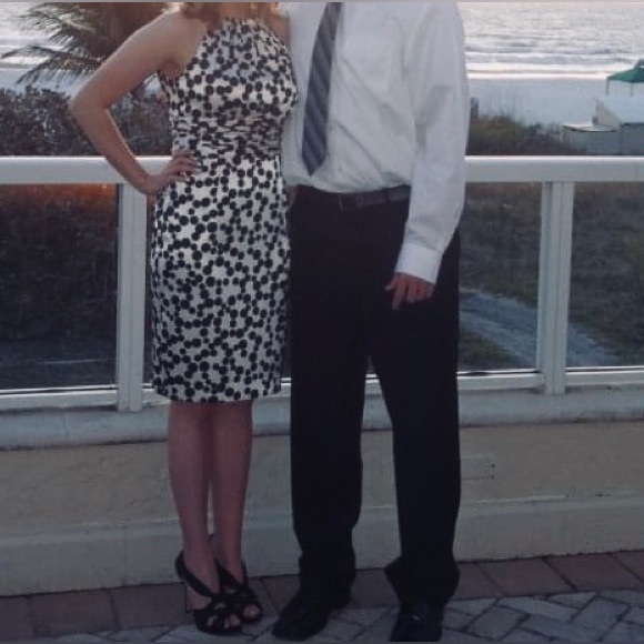 Maggy London polka dot halter dress, size 8 - Picture 6 of 6